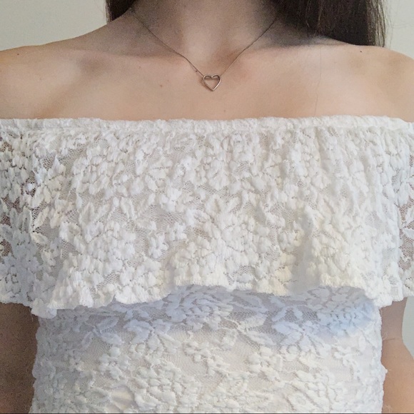 BOGO 1/2 OFF white off the shoulder lace top - Picture 5 of 6